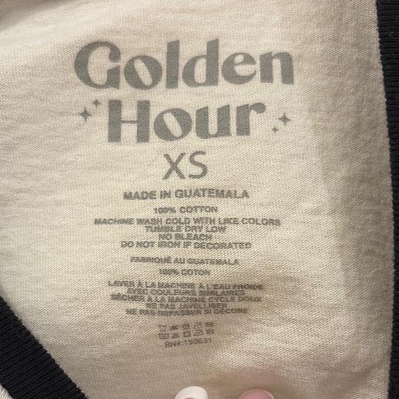 Black and White Cropped Graphic Tee - Picture 2 of 6